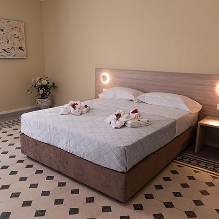 Historico Loft & Palazzo Adragna Xix Hotel 3*