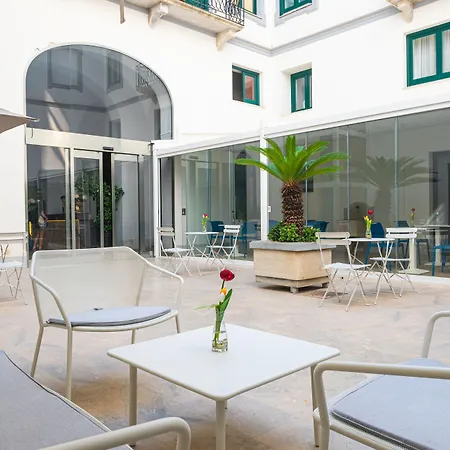 Historico Loft & Palazzo Adragna Xix 4* Τραπάνι